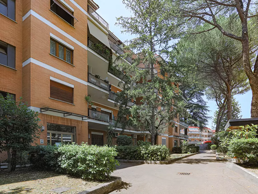 Immagine 7 di Appartamento in vendita  in Piazza Civitella Paganico, 0 a Roma