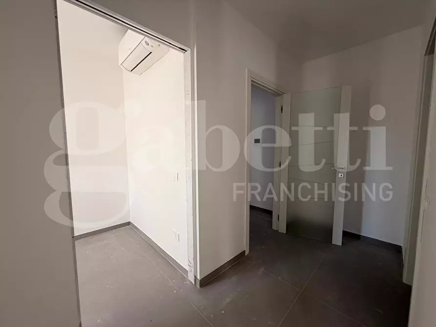 Immagine 5 di Appartamento in vendita  in Via G. Iustini, snc a Martinsicuro