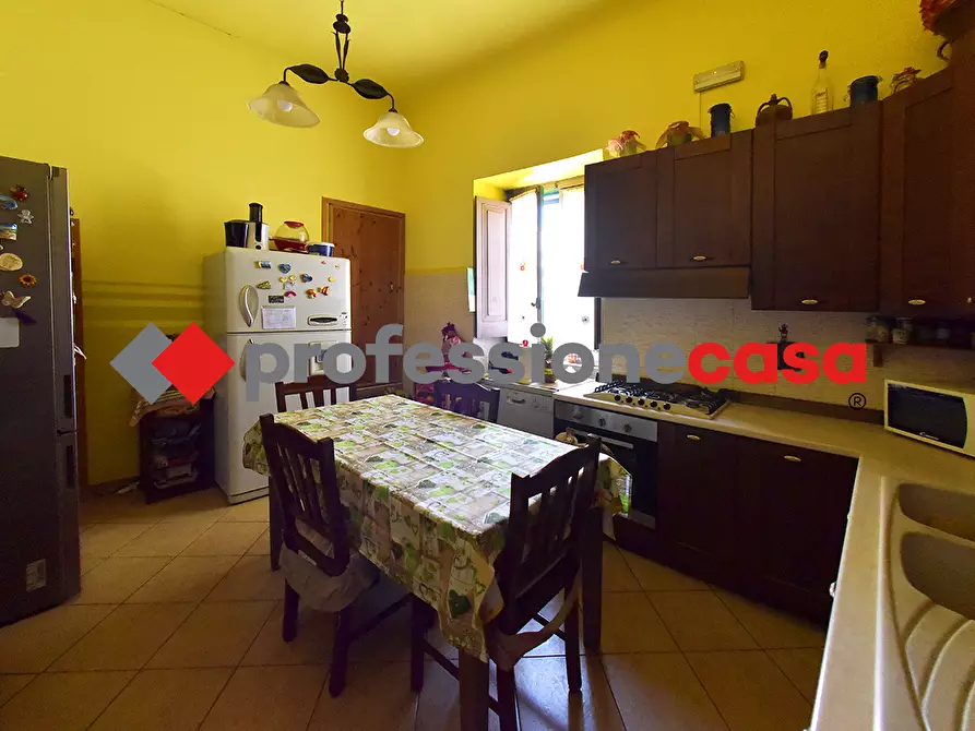 Immagine 5 di Appartamento in vendita  in Via Mario Fiore, 41 a Santa Maria Capua Vetere