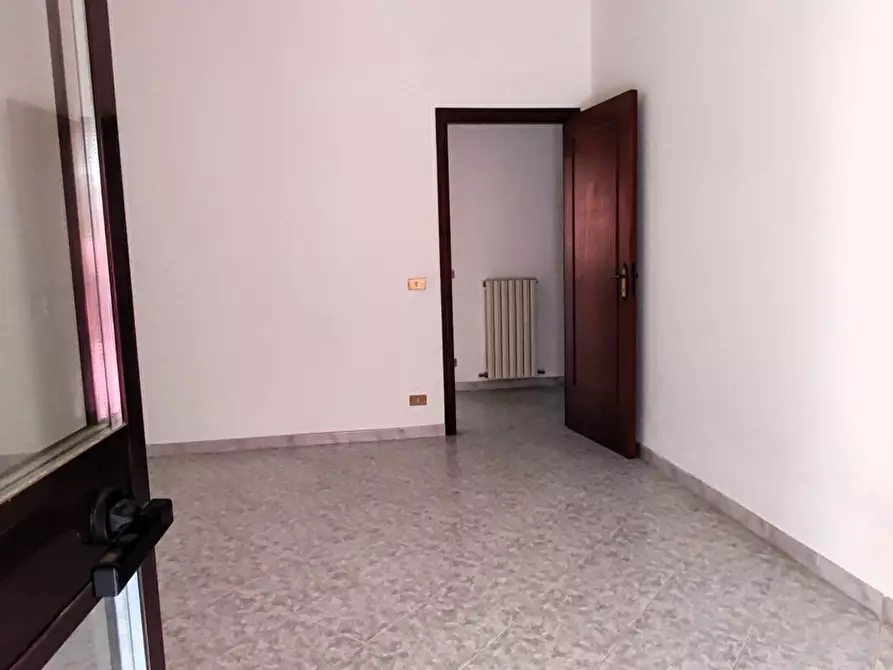Immagine 14 di Appartamento in vendita  in Via BRACONI, 4 a Girifalco