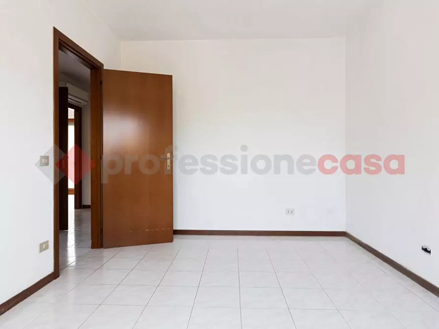 Immagine 39 di Appartamento in vendita  in Via Padre Elia Carosi a Roma