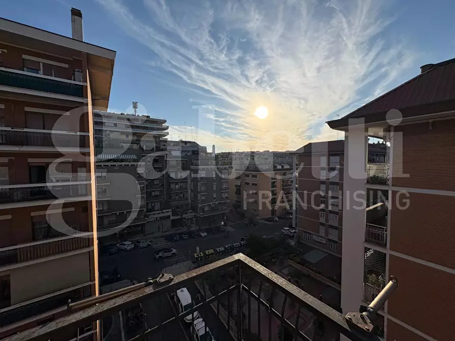 Immagine 25 di Appartamento in vendita  in Via Carlo Pascal, 10 a Roma