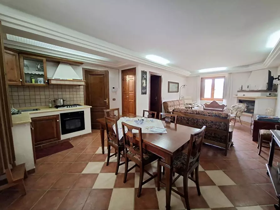 Immagine 16 di Villa in vendita  in Via INCORONATA, SNC a Sora