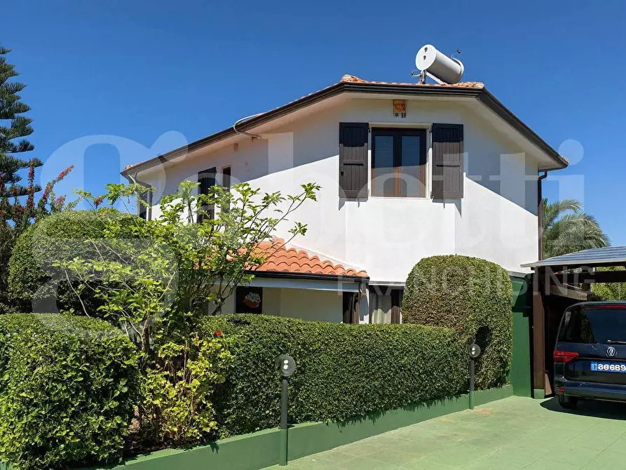 Immagine 3 di Casa indipendente in vendita  in Via Petite Residence, 38 a Capoterra