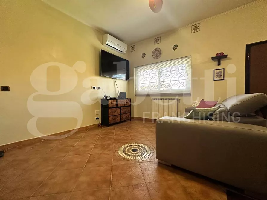 Immagine 15 di Casa bifamiliare in vendita  in Viale corona boreale, 150 a Ardea