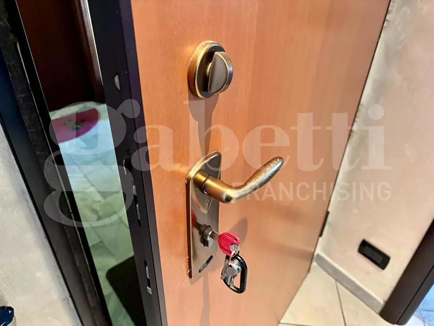 Immagine 17 di Appartamento in vendita  in Via Alba a Rivalta Di Torino