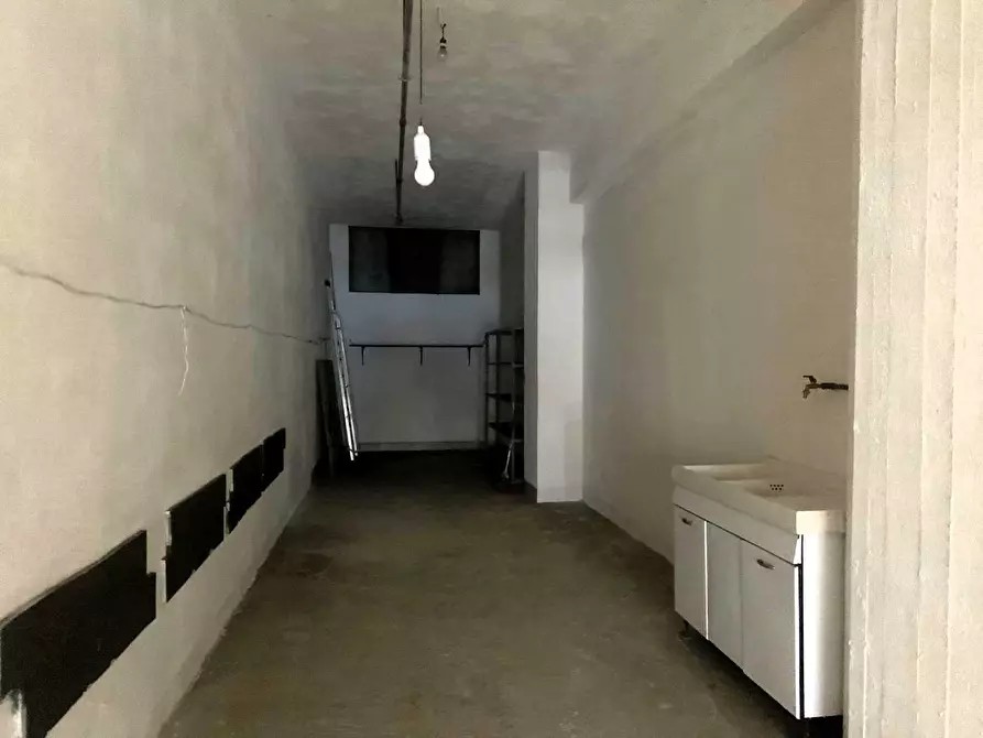 Immagine 4 di Box auto in vendita  in Viale Roma, 7 a Bologna