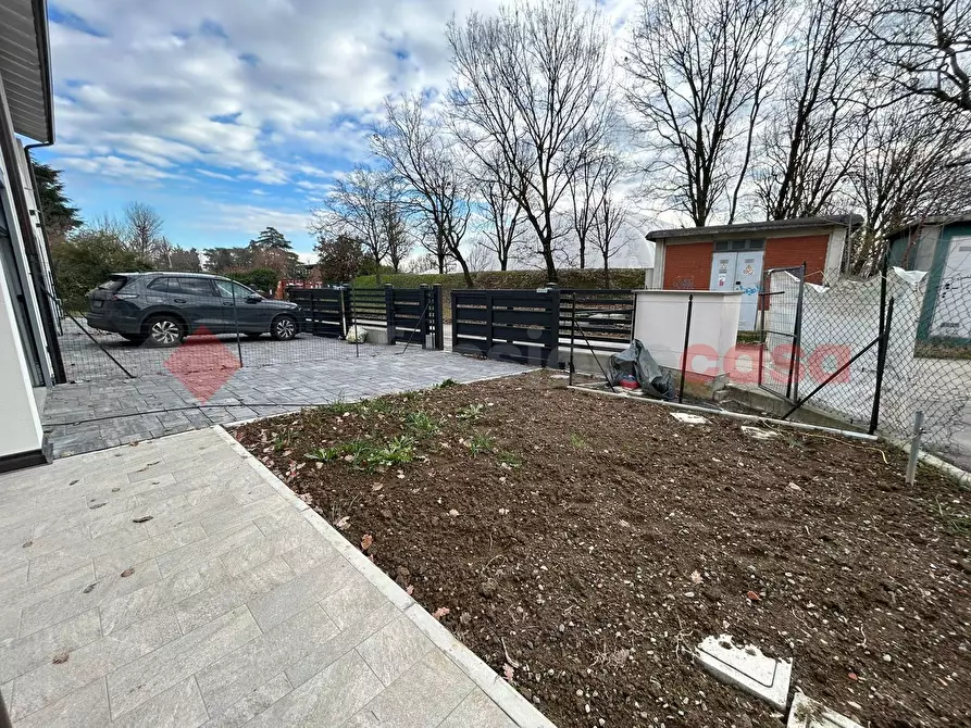 Immagine 2 di Villetta a schiera in vendita  in Via Hugo a Reggio Nell'emilia