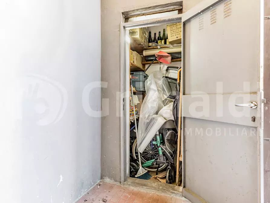 Immagine 33 di Appartamento in vendita  in Via Verolengo, 1 a Roma