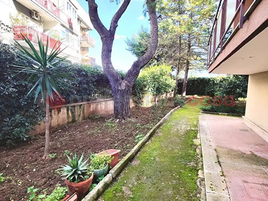 Immagine 31 di Appartamento in vendita  in Via GIUSSO a Bari