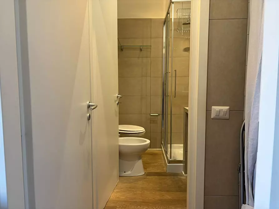 Immagine 7 di Appartamento in affitto  in Via Digione a Milano