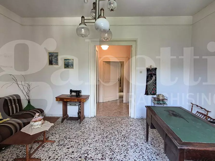 Immagine 10 di Appartamento in vendita  in Corso Umberto I, 94 a Torre Annunziata