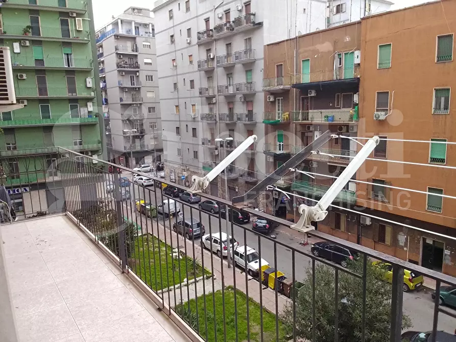 Immagine 1 di Appartamento in vendita  in Via GIACOMO LEOPARDI, 58 a Taranto