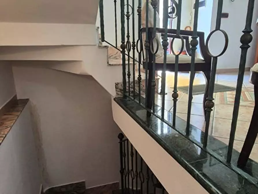 Immagine 12 di Casa indipendente in vendita  in Corso Umberto I, 193 a Torre Annunziata