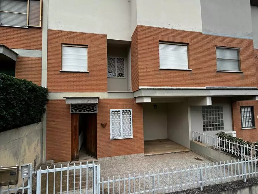 Immagine 7 di Villetta a schiera in vendita  in Via Verdi, 28 a Sezze