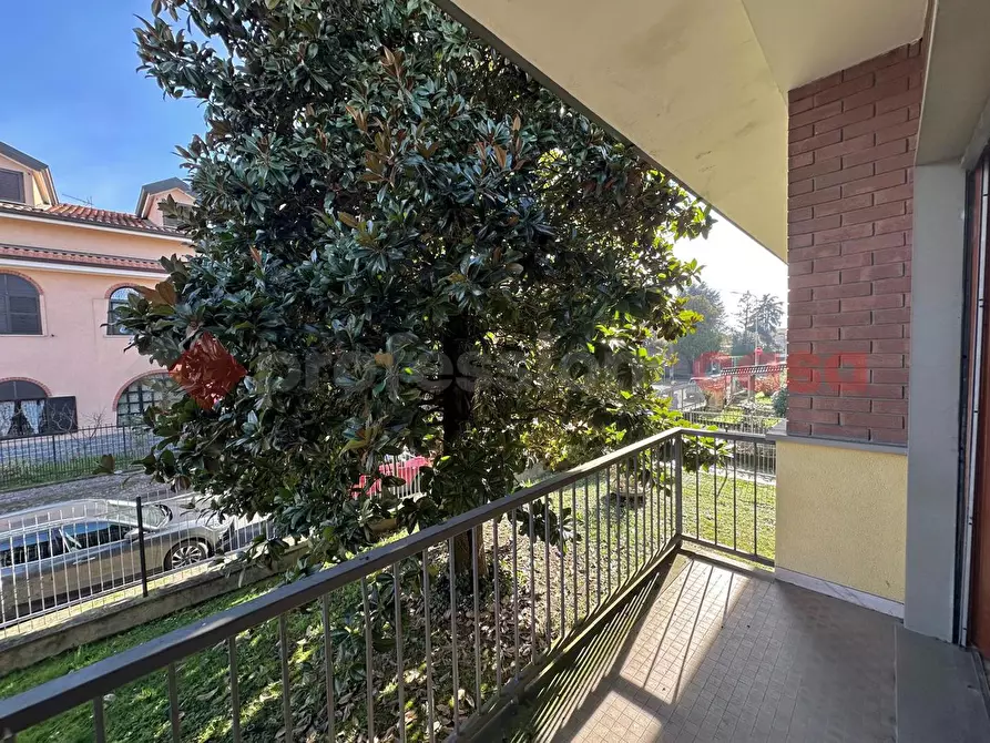 Immagine 26 di Villa in vendita  in Via Delle Robinie a Opera