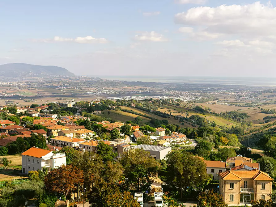 Immagine 16 di Appartamento in vendita  in Via Antonio Calcagni, 23 a Recanati