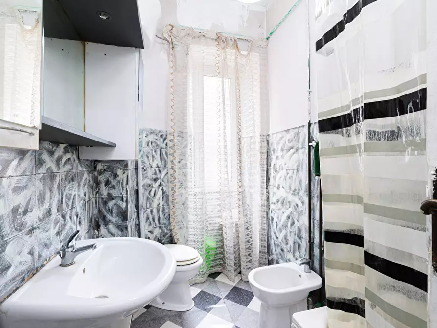 Immagine 8 di Appartamento in vendita  in Via Domenico de Ambrogi, 4 a Roma