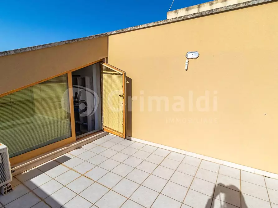 Immagine 16 di Attico in vendita  in Via AVOLA, 26 a Siracusa
