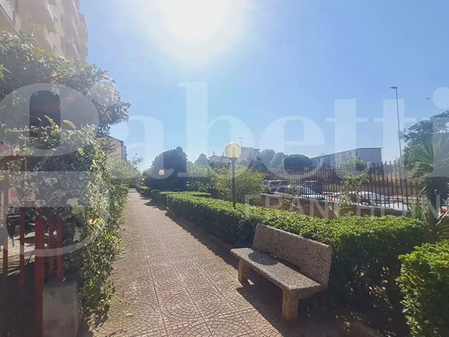 Immagine 3 di Appartamento in vendita  in Viale NicolÃ² Azoti a Palermo