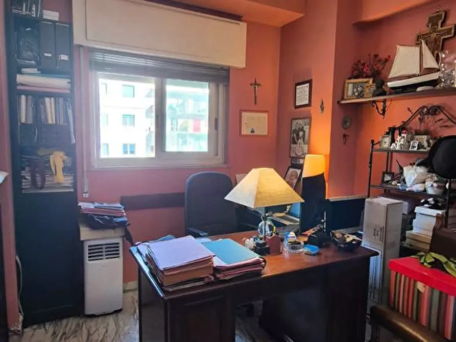 Immagine 21 di Appartamento in vendita  in Piazza Enrico De Nicola, 5 a Torre Annunziata