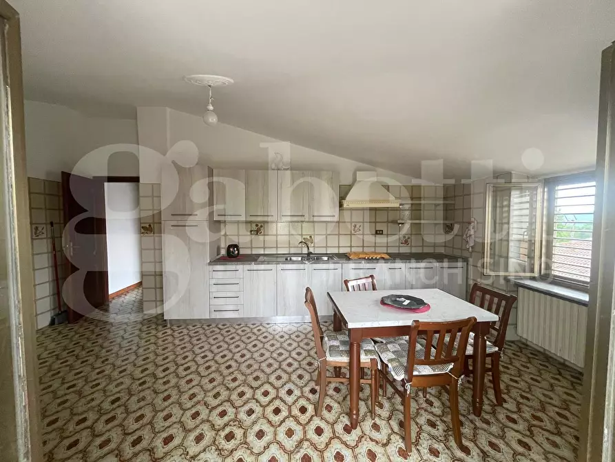 Immagine 15 di Appartamento in vendita  in Via DELLE GINESTRE, 18 a Carlopoli