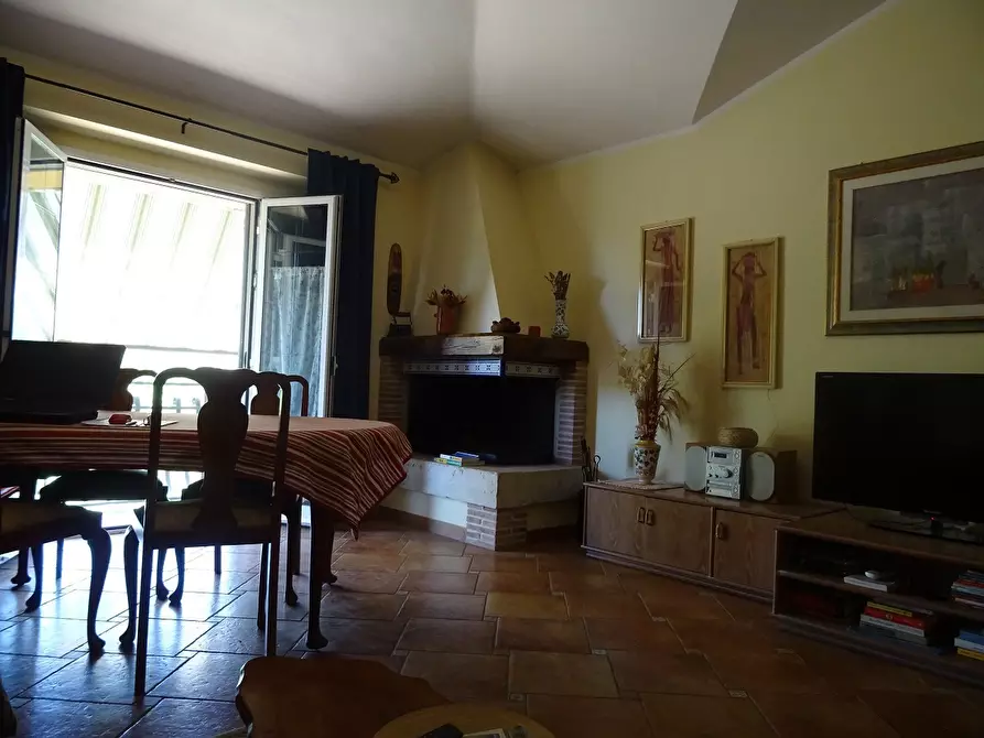 Immagine 13 di Villa in vendita  in Via Canale, 86 a Manziana