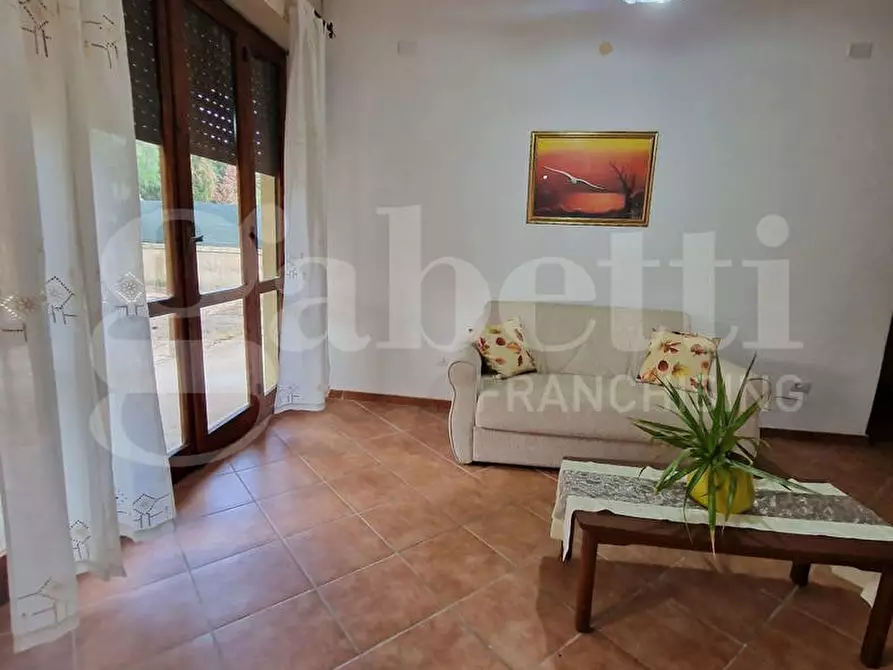 Immagine 1 di Appartamento in vendita  in LocalitÃ  Frutti D'Oro via dei LillÃ , 15 a Capoterra