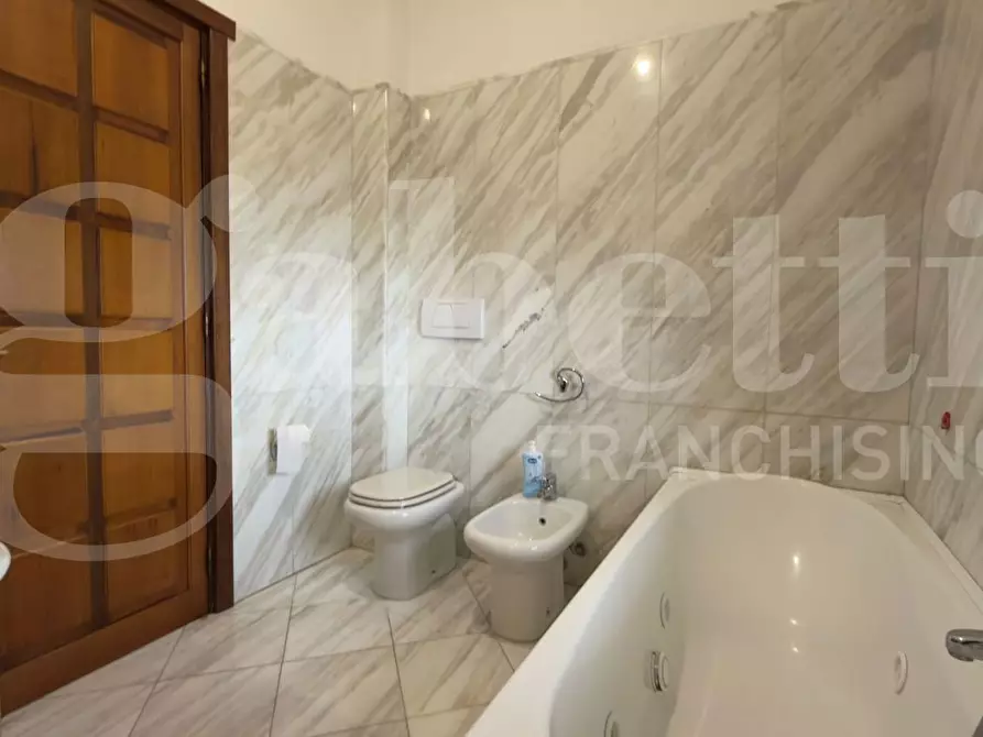 Immagine 15 di Villa in vendita  in Via Giovan Leonardo Marugi, 1 a Lecce