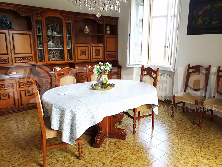 Immagine 2 di Appartamento in vendita  in Via AURELIA, 1 a Massa