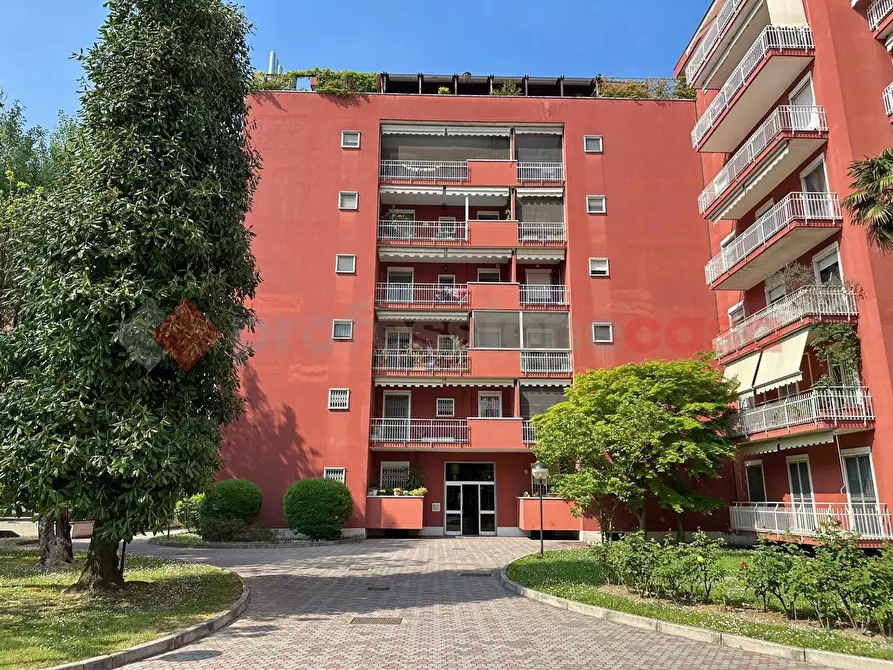 Immagine 1 di Appartamento in vendita  in Via Don Minzoni a Opera