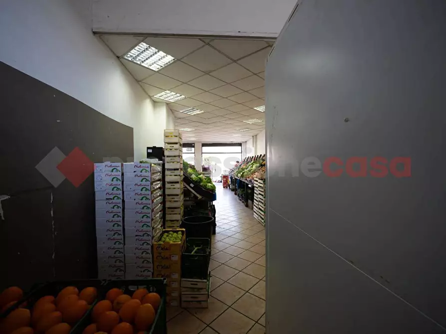 Immagine 16 di Negozio in vendita  in Via Casilina 62, 138 a Anagni