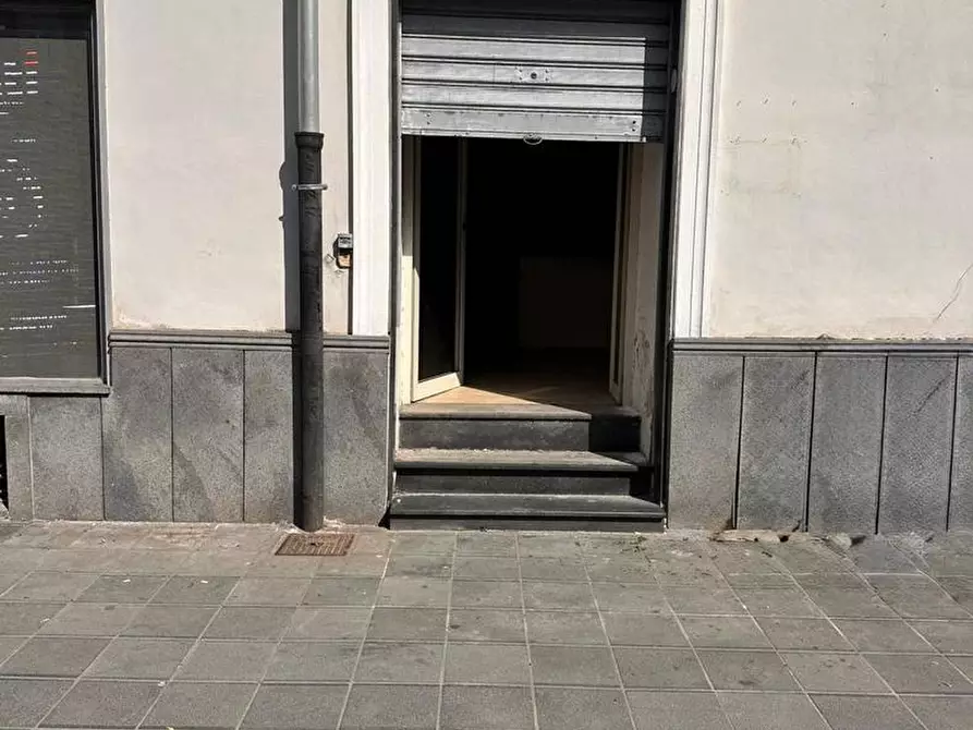 Immagine 1 di Negozio in affitto  in Corso Nazione, 49 a Scafati