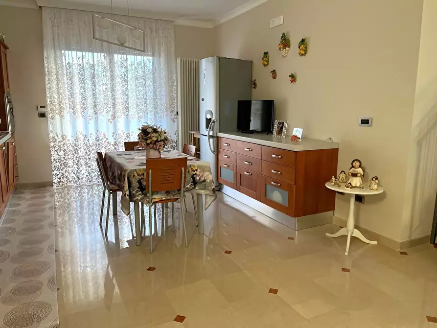 Immagine 6 di Appartamento in vendita  in Via PETRUZZI a San Severo