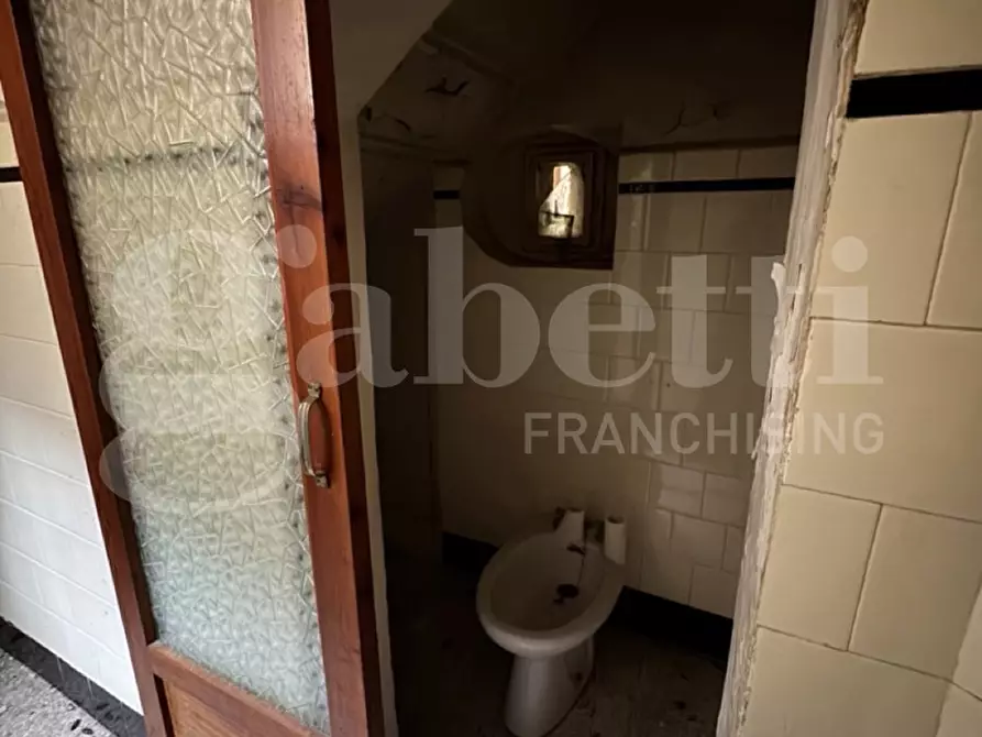 Immagine 20 di Appartamento in vendita  in Via Corte dei Guarini, 11 a Lecce