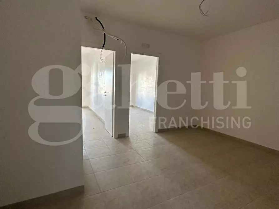 Immagine 3 di Ufficio in vendita  in Via Monte sarago a Ostuni