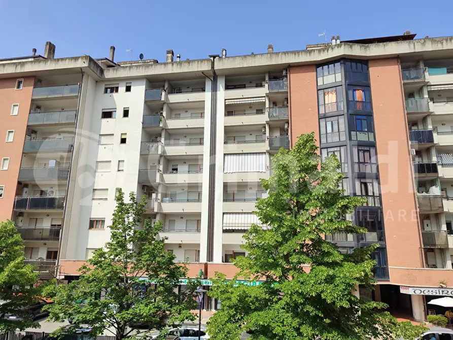 Immagine 2 di Ufficio in vendita  in Via Antonio Gramsci, 8A a Corciano