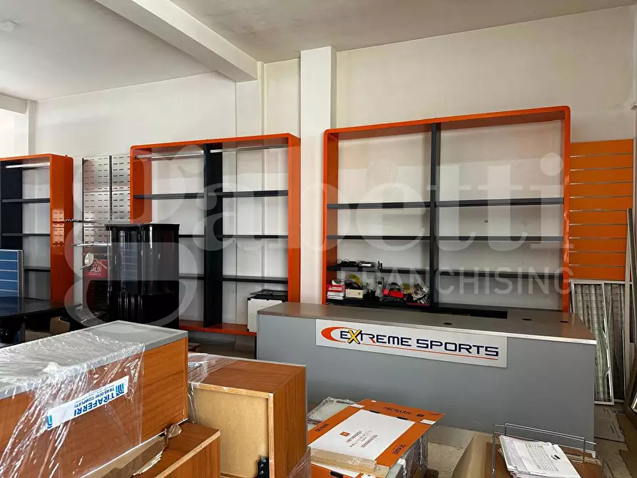 Immagine 8 di Capannone industriale in affitto  in Strada del Carro a Bisceglie