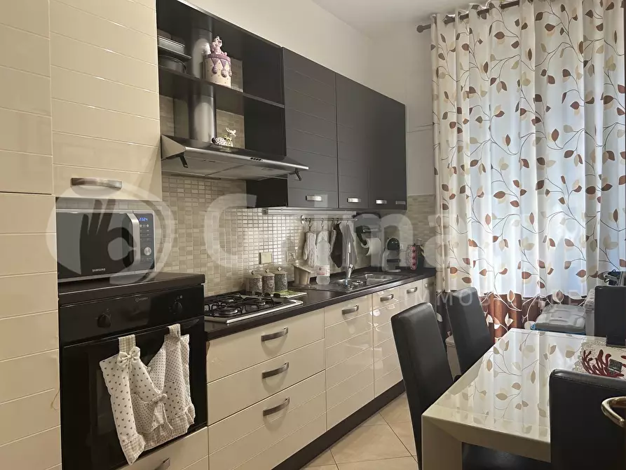 Immagine 1 di Appartamento in vendita  in Via maffi a Livorno