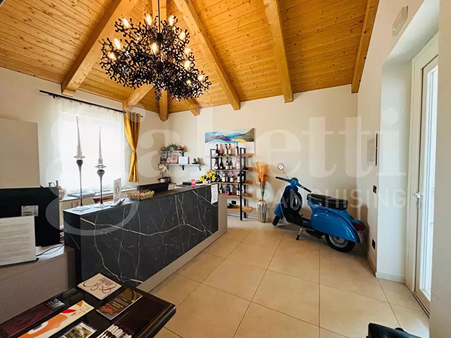 Immagine 37 di Rustico / casale in vendita  in Via Agostino Morando a Roddi