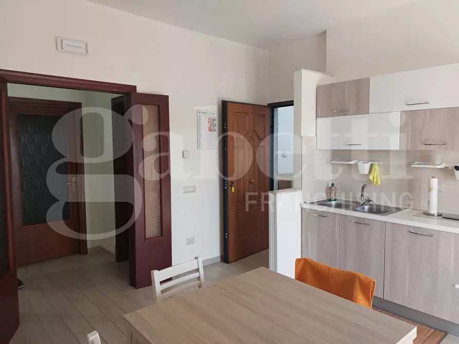 Immagine 5 di Appartamento in affitto  in Via DELLA QUERCIA, 53 a Catanzaro