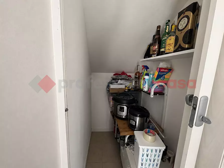 Immagine 22 di Appartamento in vendita  in Via Gioacchino Rossini, 2 a Legnano