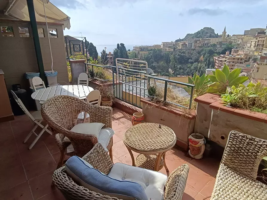 Immagine 17 di Appartamento in vendita  in Via Taormina, via fontana vecchia, 26 a Taormina