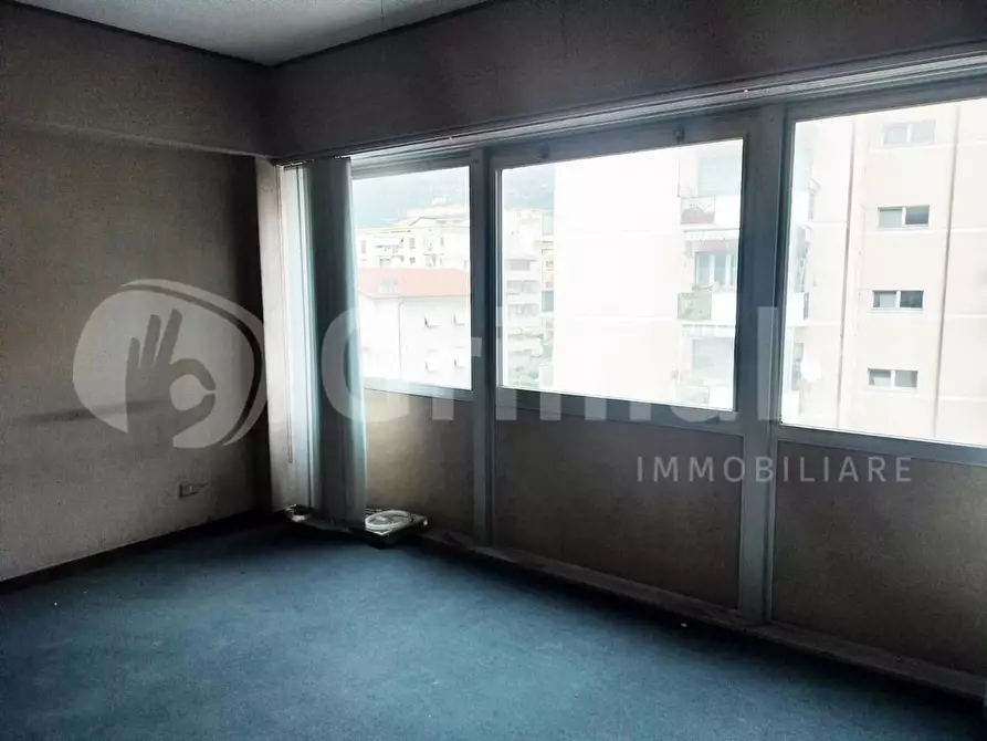 Immagine 5 di Ufficio in vendita  in Via MARINA VECCHIA, 1 a Massa