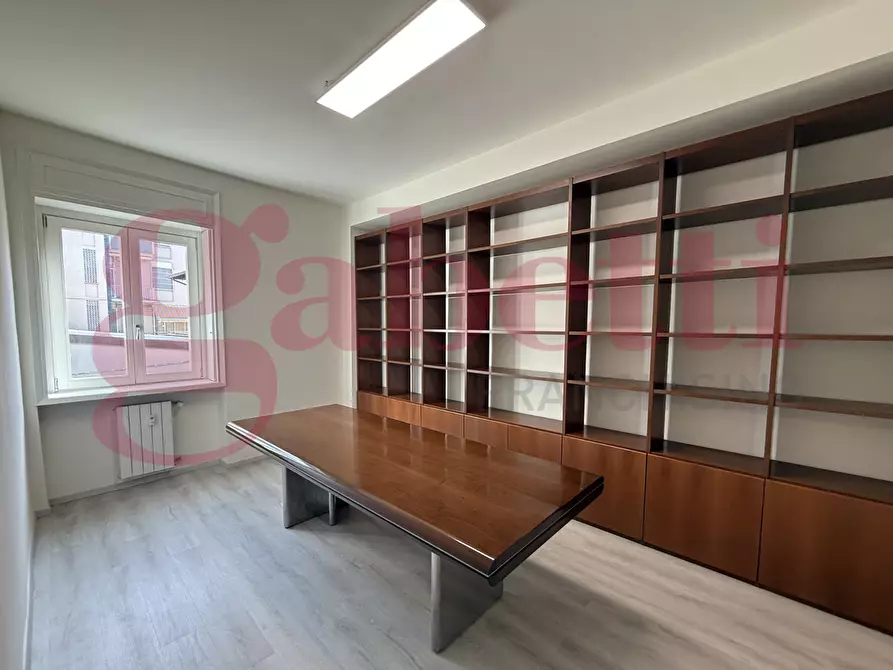 Immagine 3 di Ufficio in affitto  in Via Cucchi, 5 a Bergamo
