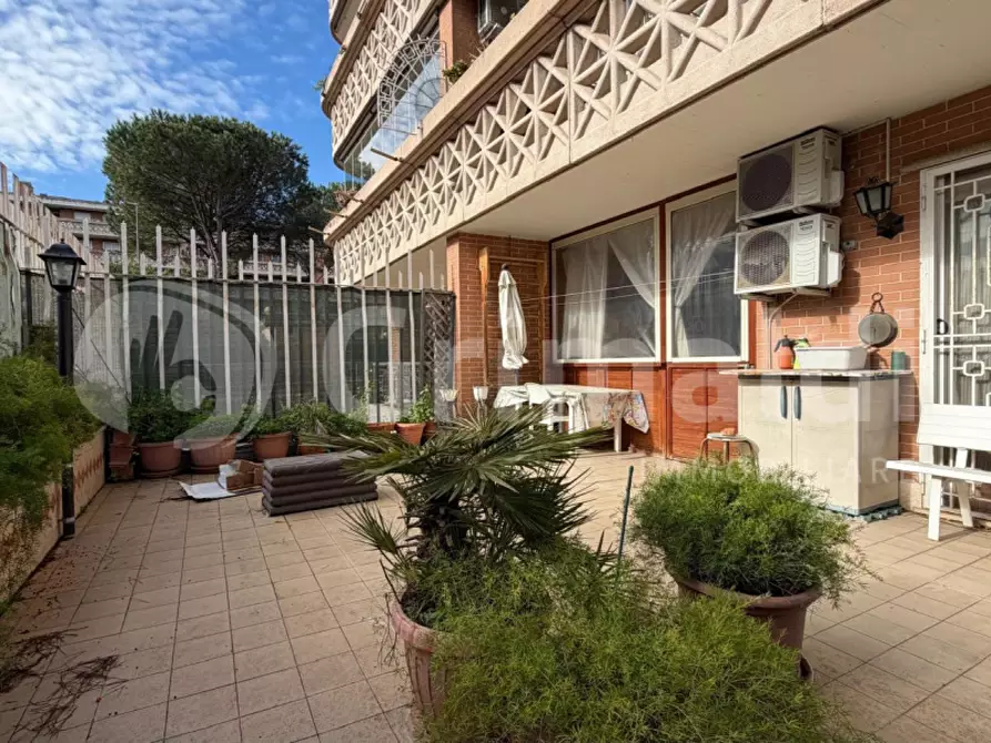 Immagine 9 di Appartamento in vendita  in Via Raffaele Conforti, 0 a Roma