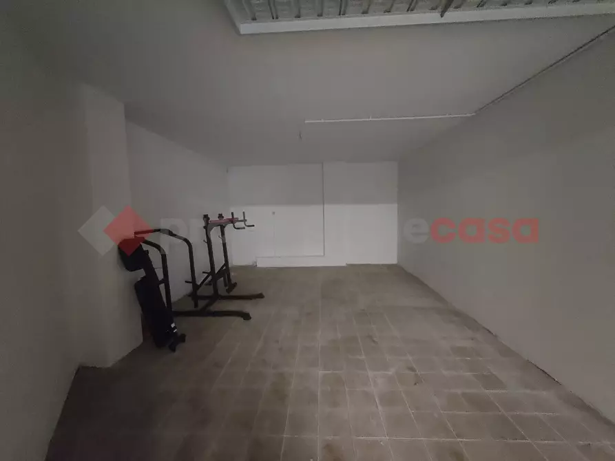 Immagine 2 di Box auto in affitto  in Via Bruno Buozzi, 26 a Capraia E Limite