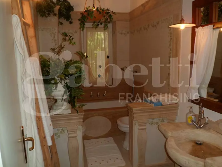 Immagine 11 di Villa in vendita  in Via DELLA PACE, 8 a Ameglia