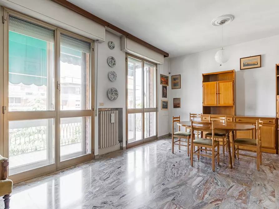 Immagine 2 di Appartamento in vendita  in Viale Roma, 13 a Bologna