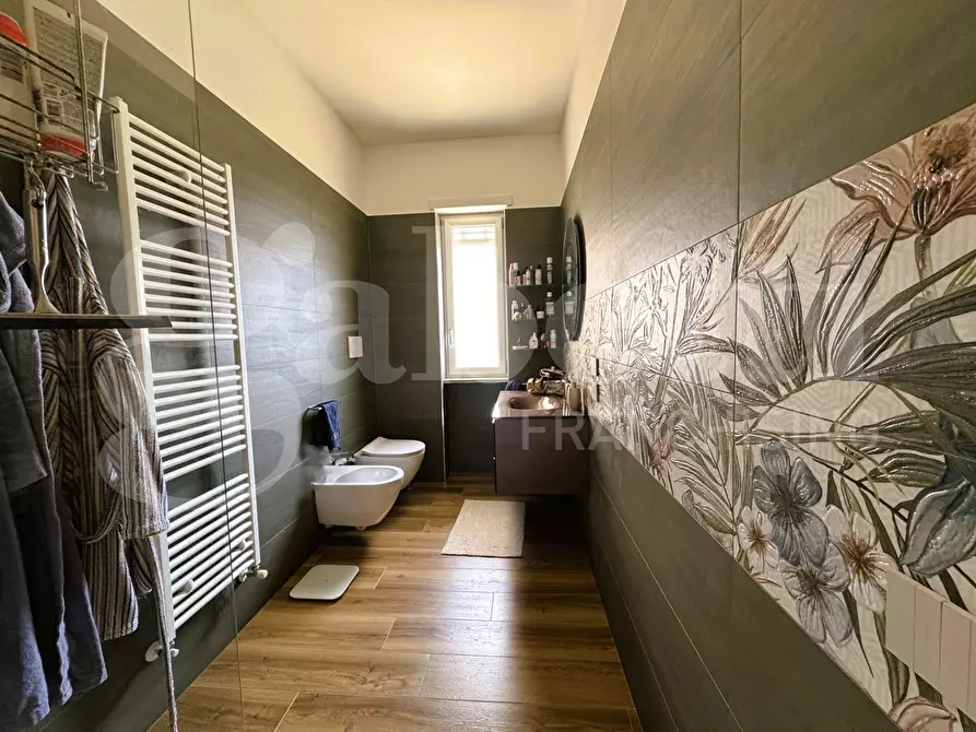 Immagine 16 di Appartamento in vendita  in Via Luigi Sturzo, 26 a Lecce